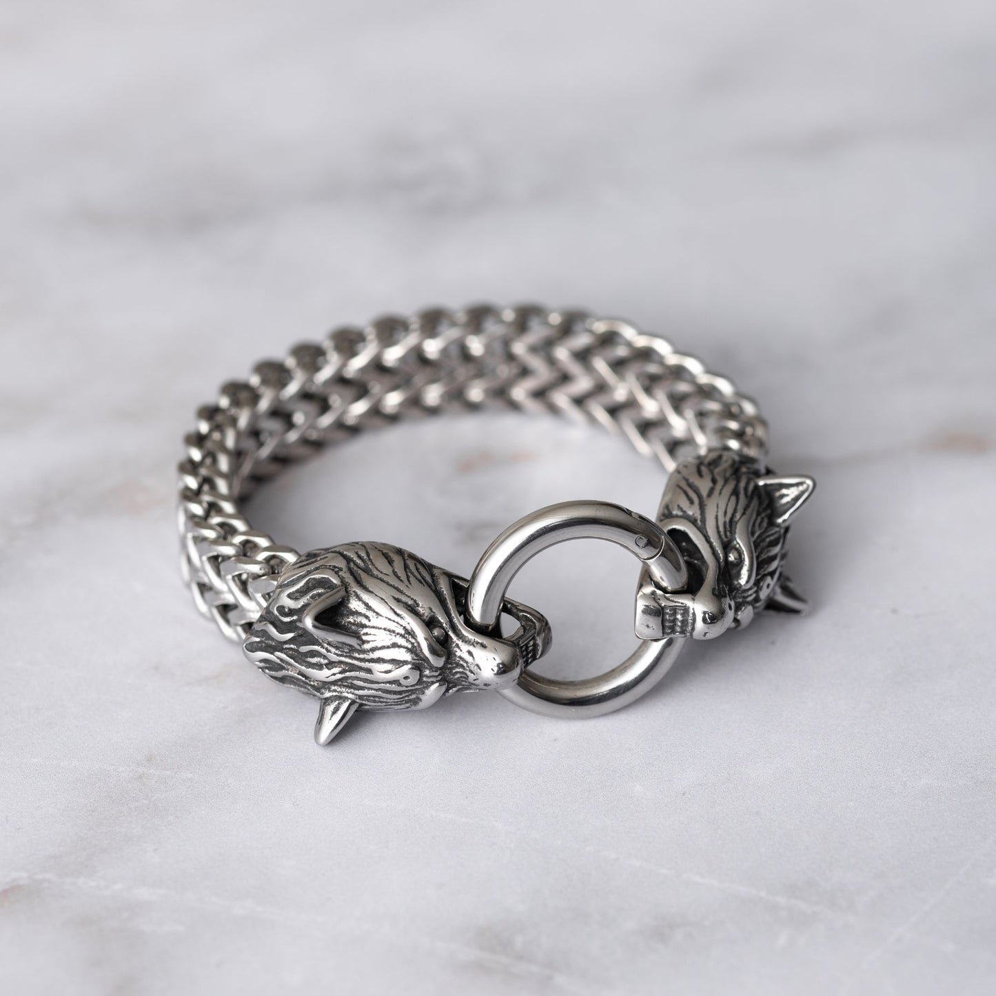 Wolf Armband - Gevlochten RVS - Ringsluiting - Kracht
