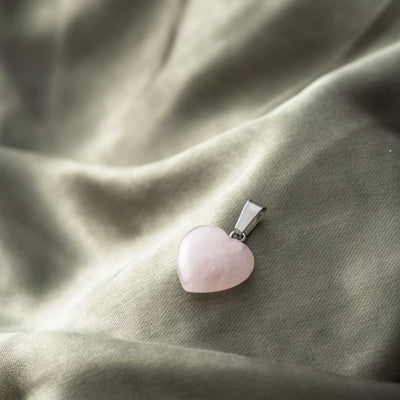 Hanger Edelsteen Hart - Geslepen Rozenkwarts Hartje - Acceptatie