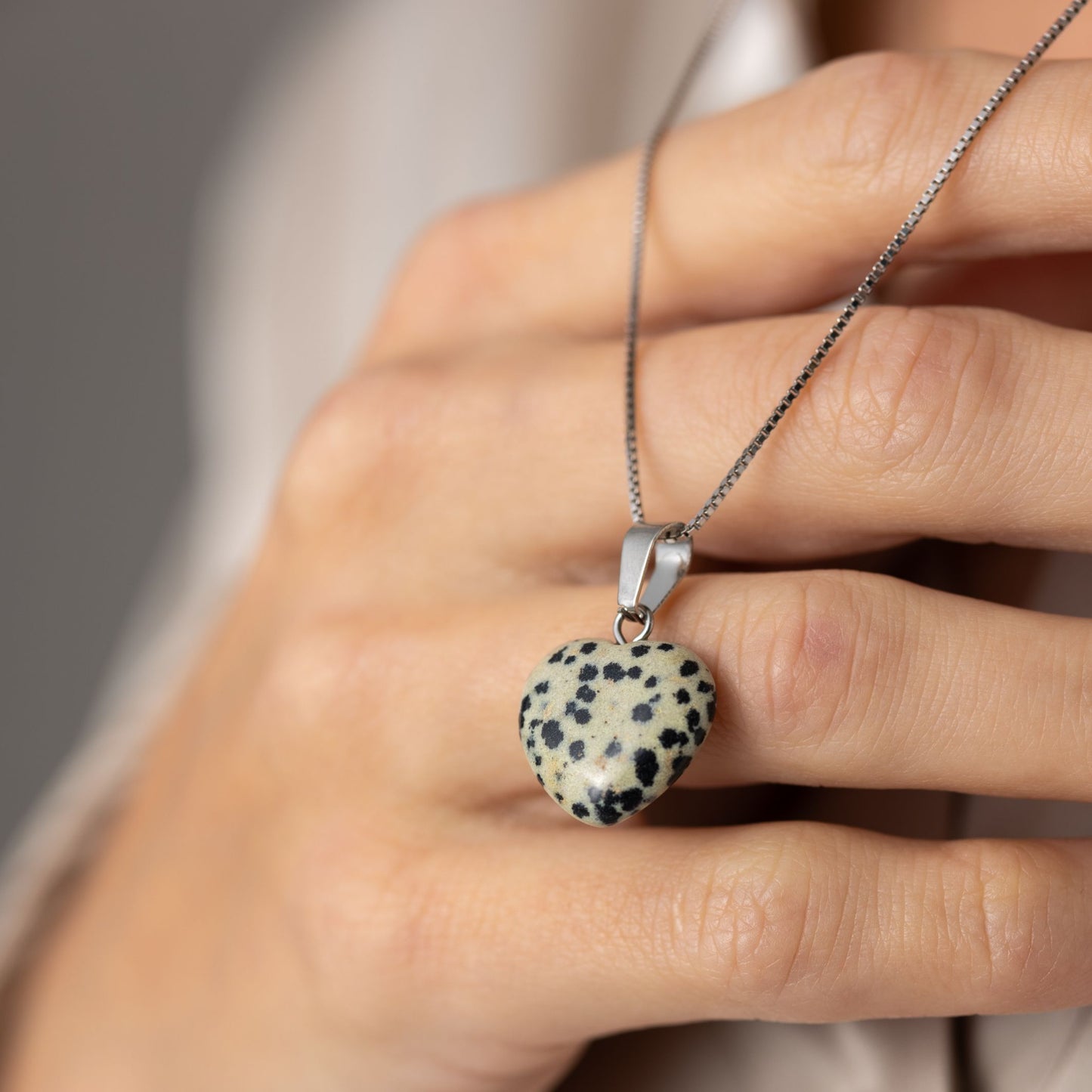 Hanger Edelsteen Hart - Geslepen Hartje Dalmatiër Jaspis - Moedigheid