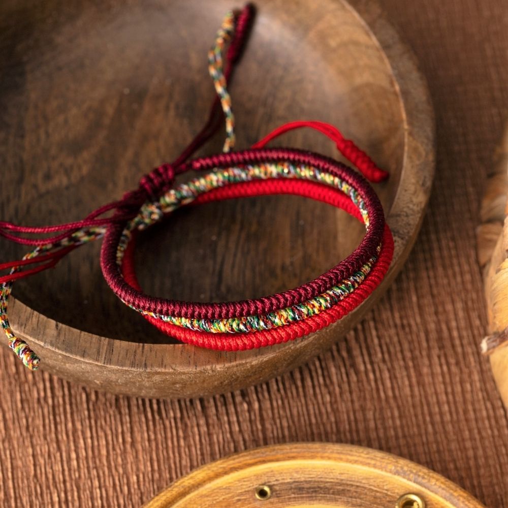 Tibetaanse Geluksarmband - Handgemaakt & Gezegend door Monniken