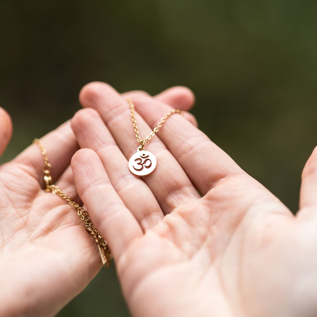 Ohm Ketting - RVS - Mantra Munt - Goud