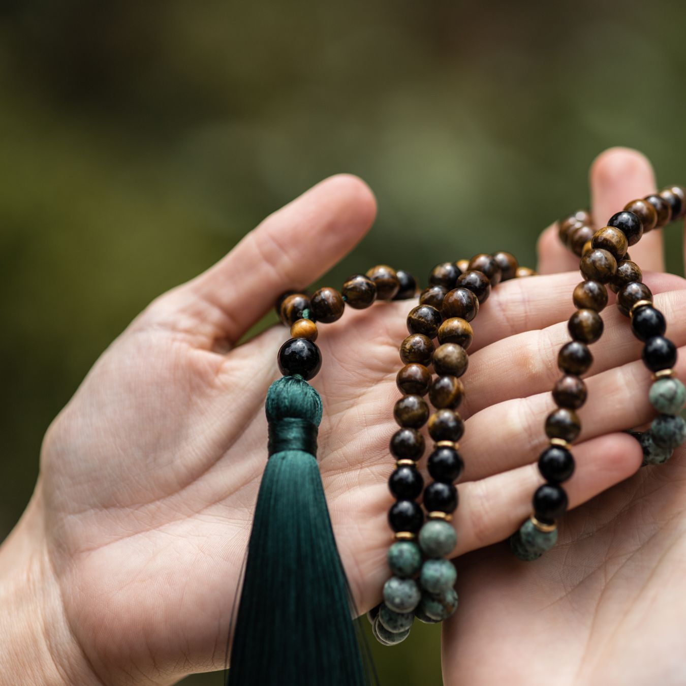 Tibetaanse Mala Ketting - Tijgeroog & Onyx - Turkoois Kwastje