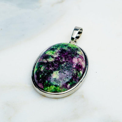 Ketting Hanger - Ovaal Geslepen Zoisiet Robijn Hanger - Edelsteen Bedeltje - Positiviteit-Ovale hanger robijn-Zentana