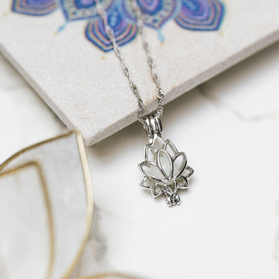 Lotus Ketting - Lichtgevend - Hemelblauw - Bevrijding-Ketting-Zentana