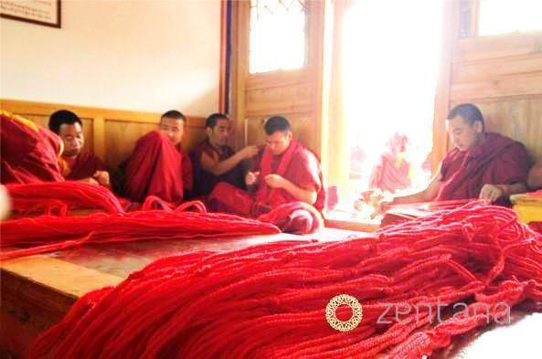 Tibetaanse Geluksarmband - Handgemaakt & Gezegend door Monniken-Geluksbandjes-3 stuks - Bundelset-Zentana