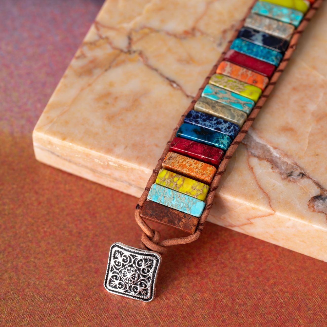 Chakra Armband Verstelbaar - Regenboog Jaspis & Leer - Overtuiging